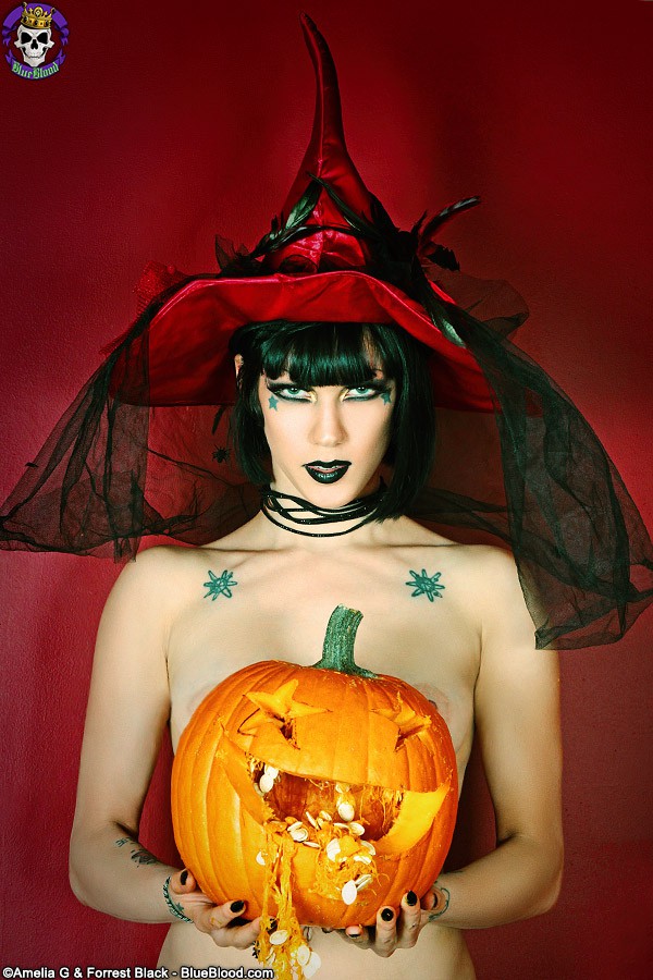 asphyxia noir halloween witch