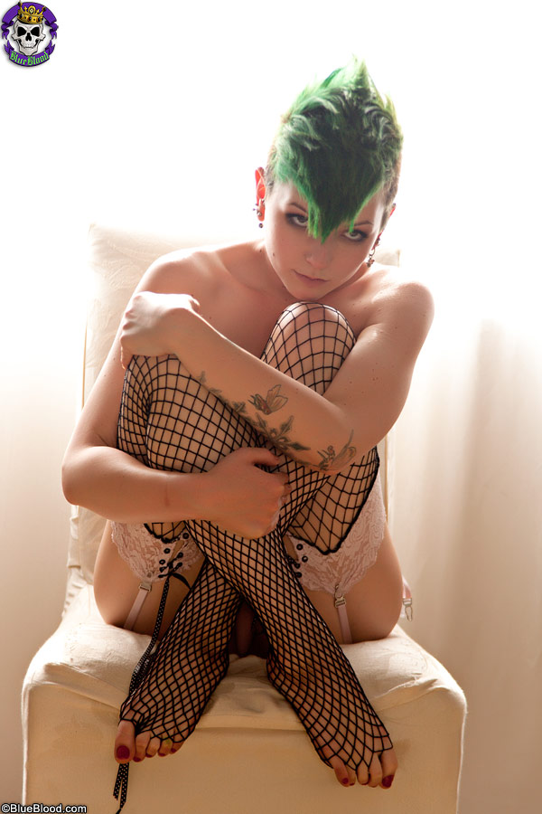 meekus green hair blue blood brett nelson fishnets