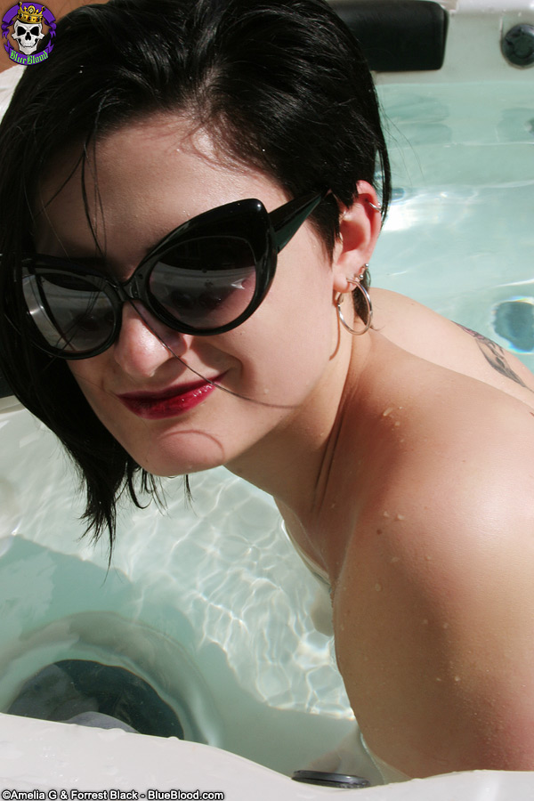 annika amour movie star sunglasses hollywood jacuzzi